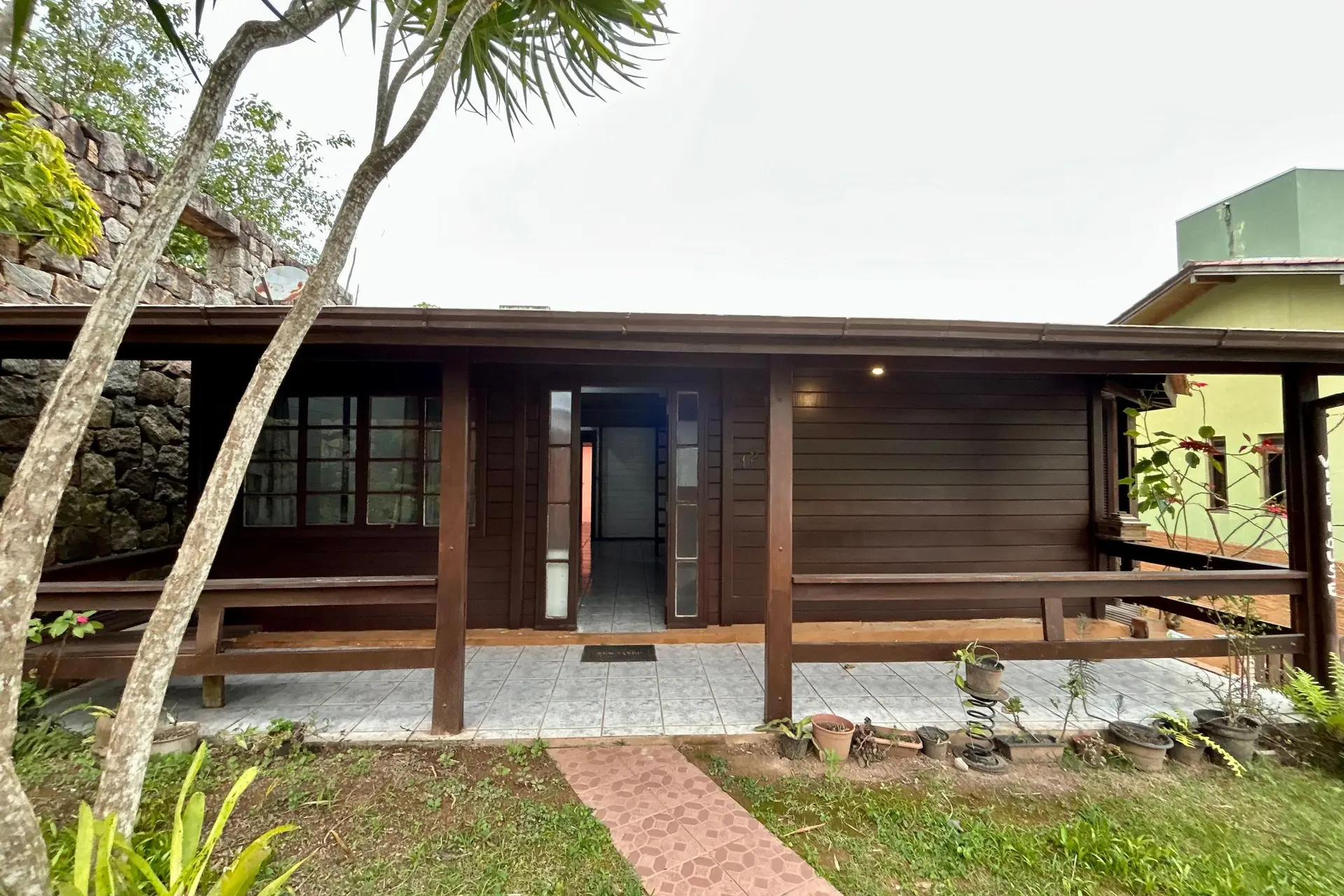 House, 100 m², with floor-to-ceiling windows — photo 18