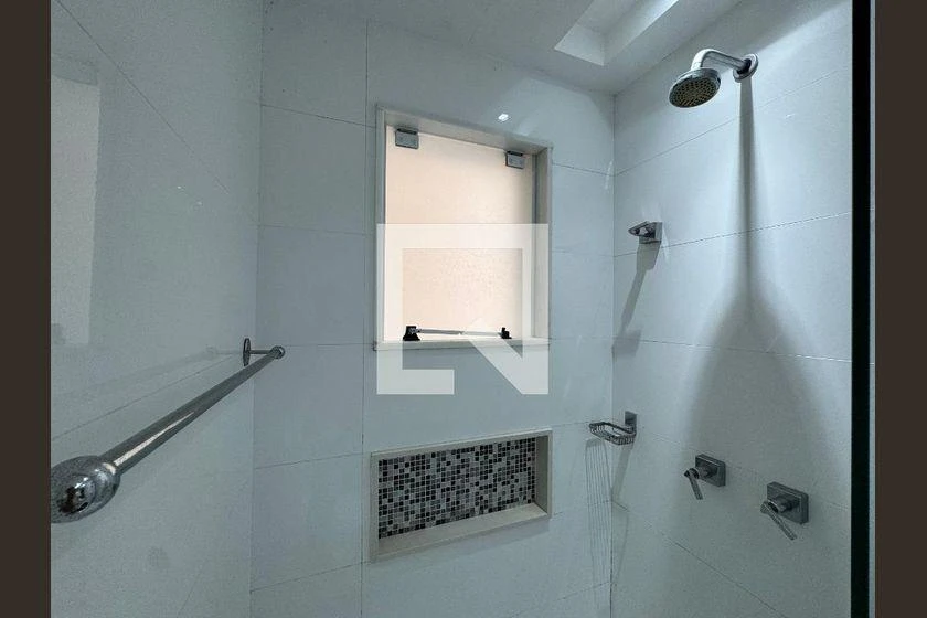 House, 382 m², with a bathtub — photo 40