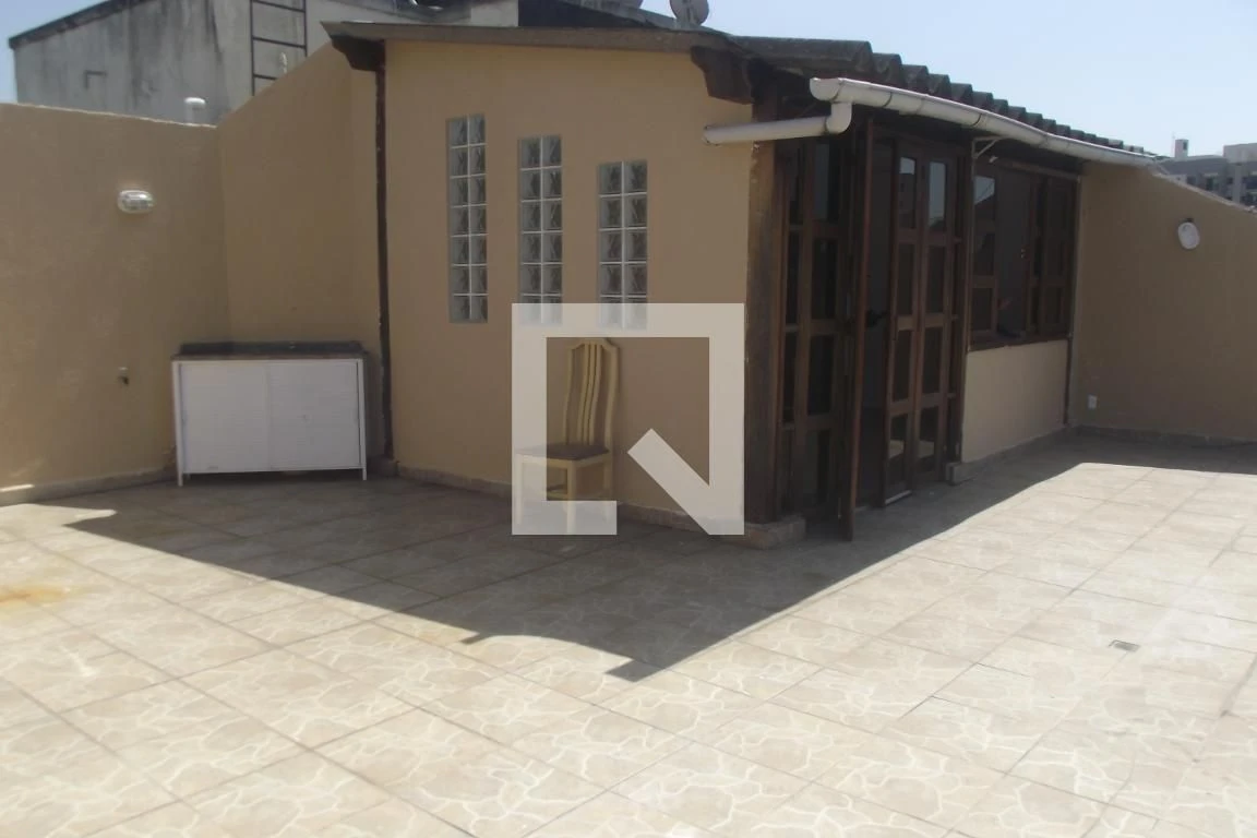 Unfurnished 2-bedroom apartment with a suite bathroom — photo 19
