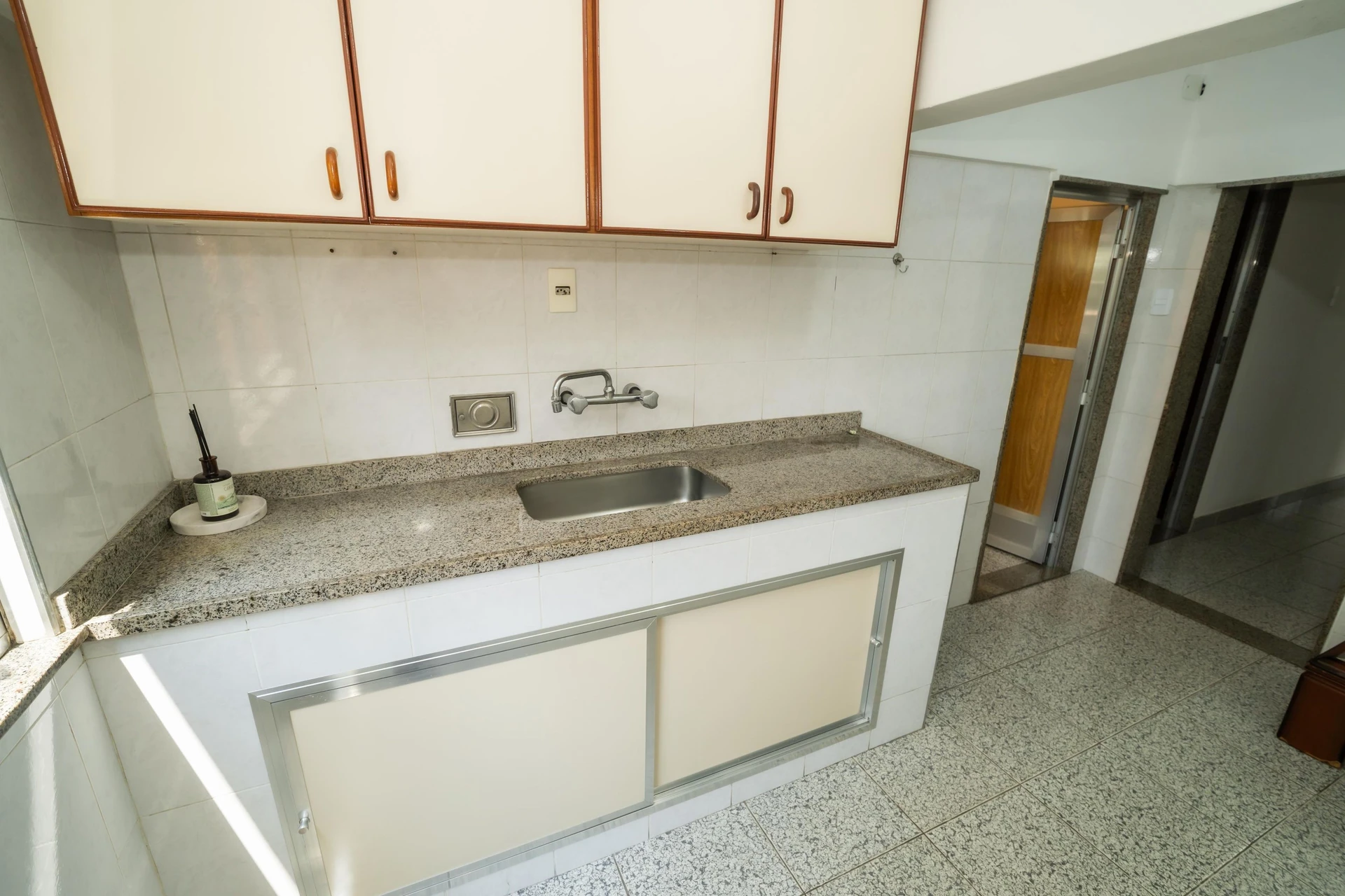 Furnished house, 449 m², with a jacuzzi — photo 74