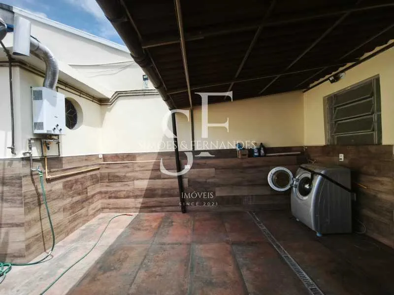Washing machine in a 3-bedroom apartment, 152 m² — photo 23