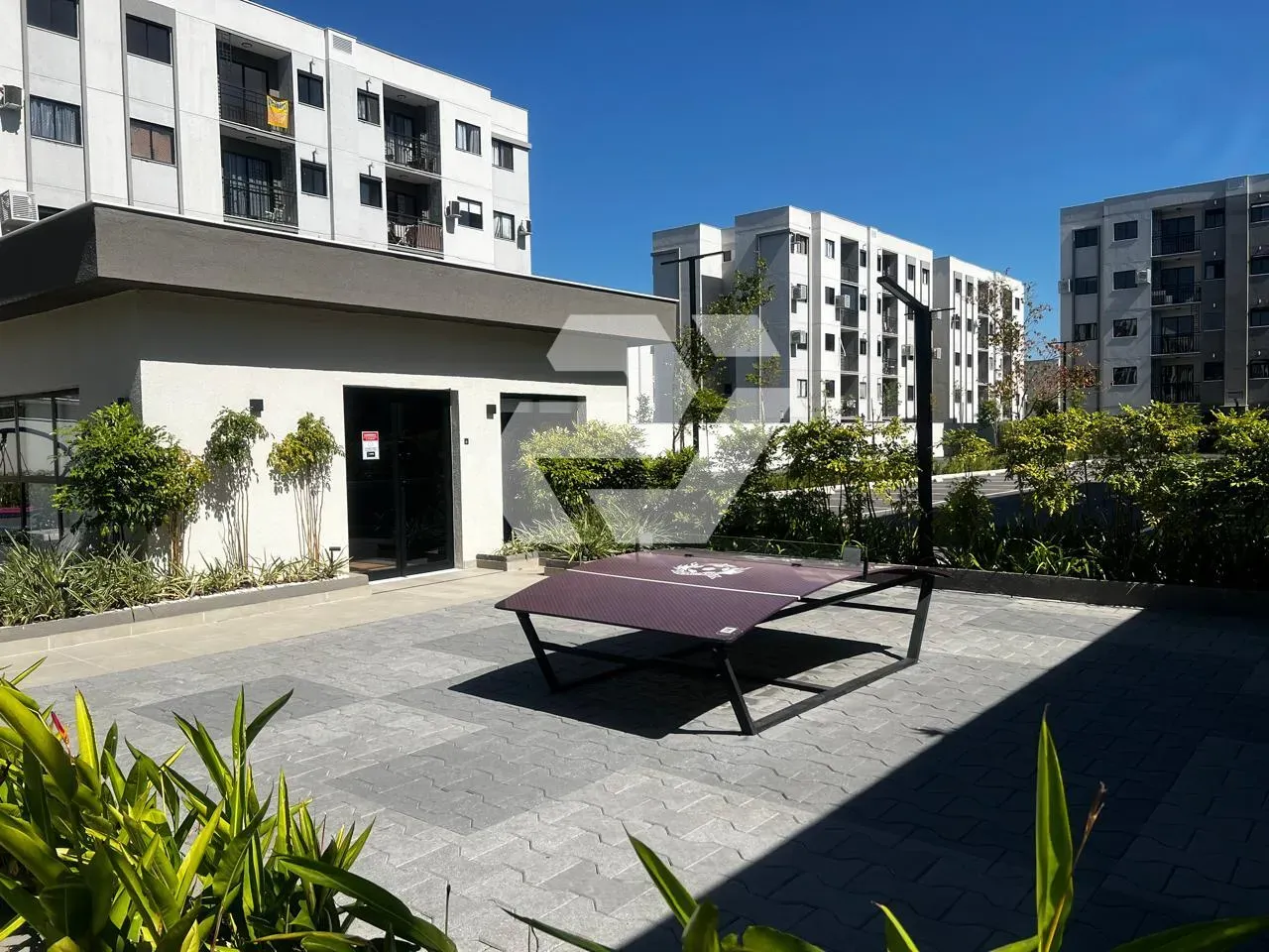 Unfurnished apartment with 2 bedrooms and a balcony — photo 31