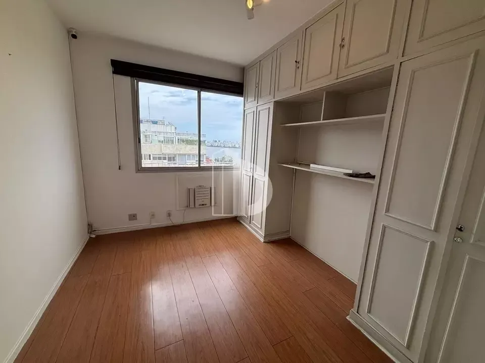 Вид на воду и 4 спальни: квартира 124 м² — photo 5