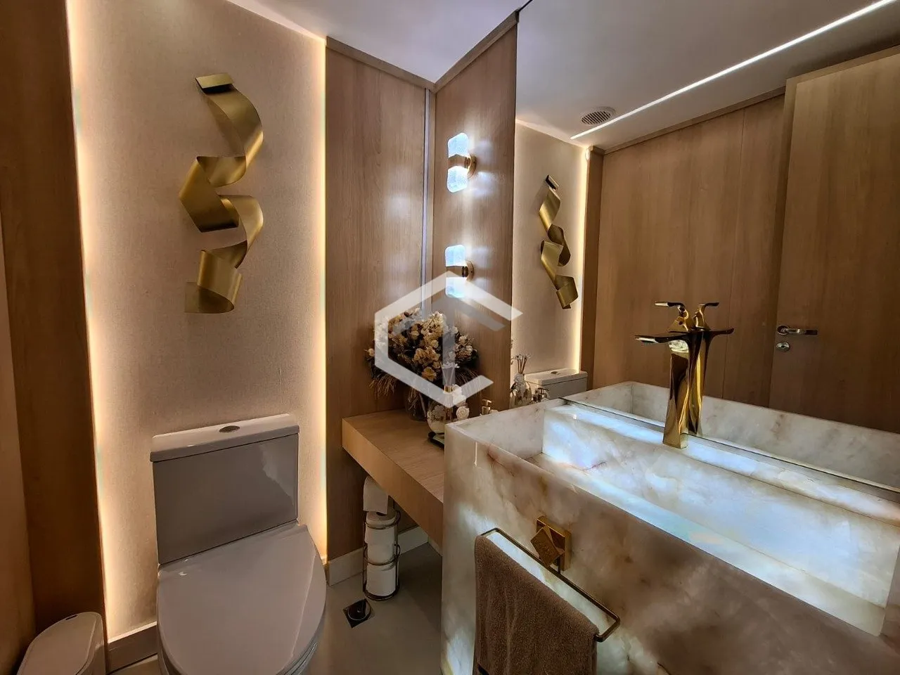 Washing machine in a 4-bedroom apartment, 217 m² — photo 9