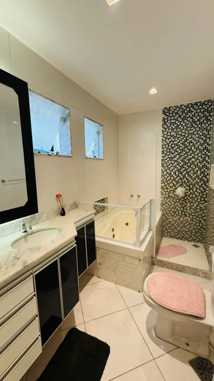 Casa mobiliada com 4 quartos e 5 banheiros, 340 m² — photo 12