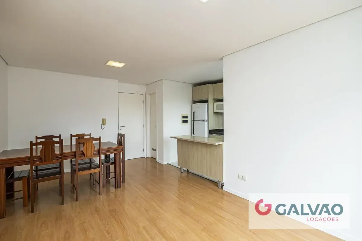 Apartment on the 4th floor with wood or laminate floors — photo 14