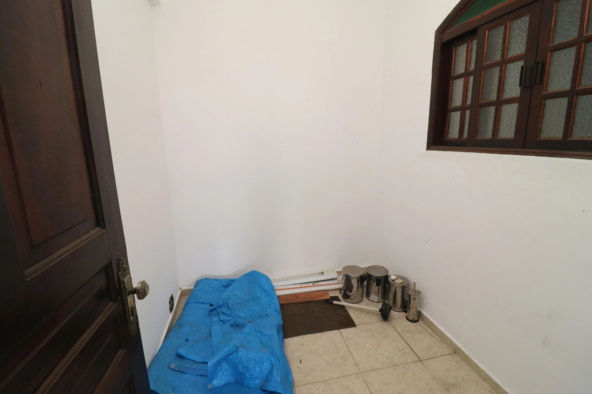 Vestidor y 5 dormitorios: casa de 420 m² — photo 95