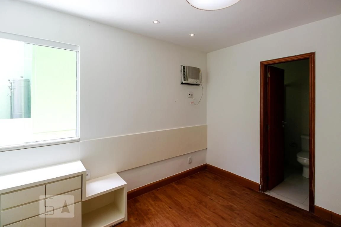 House with 5 bedrooms and 11 bathrooms plus 5 parking — photo 34