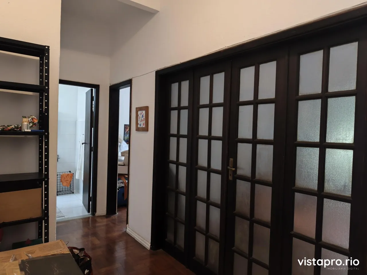 Furnished apartment with balcony and 3 bedrooms — photo 12