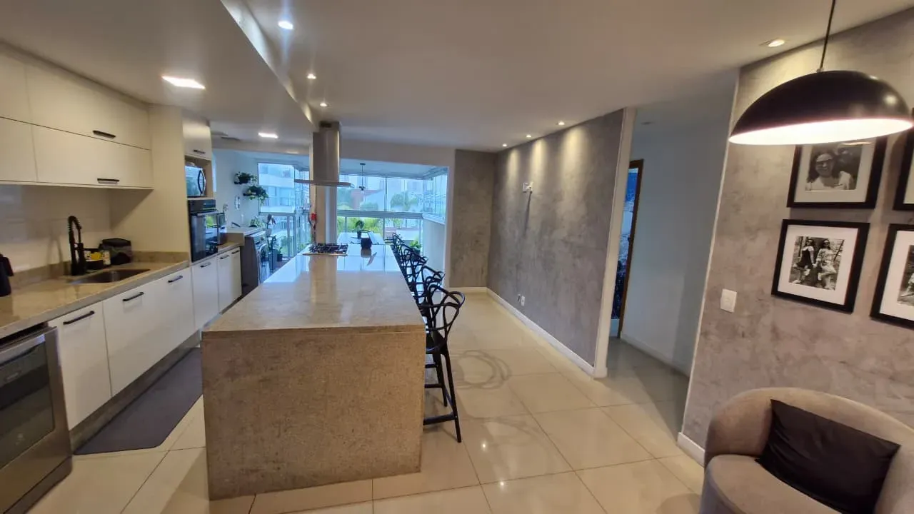 Furnished penthouse with 4 en-suite bedrooms, 186 m² — photo 12