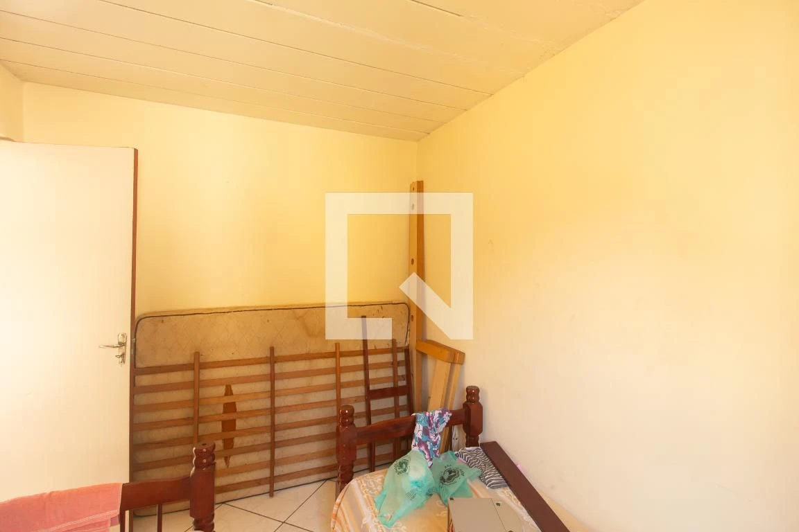 2-bedroom apartment with 1 bathroom and parking — photo 30
