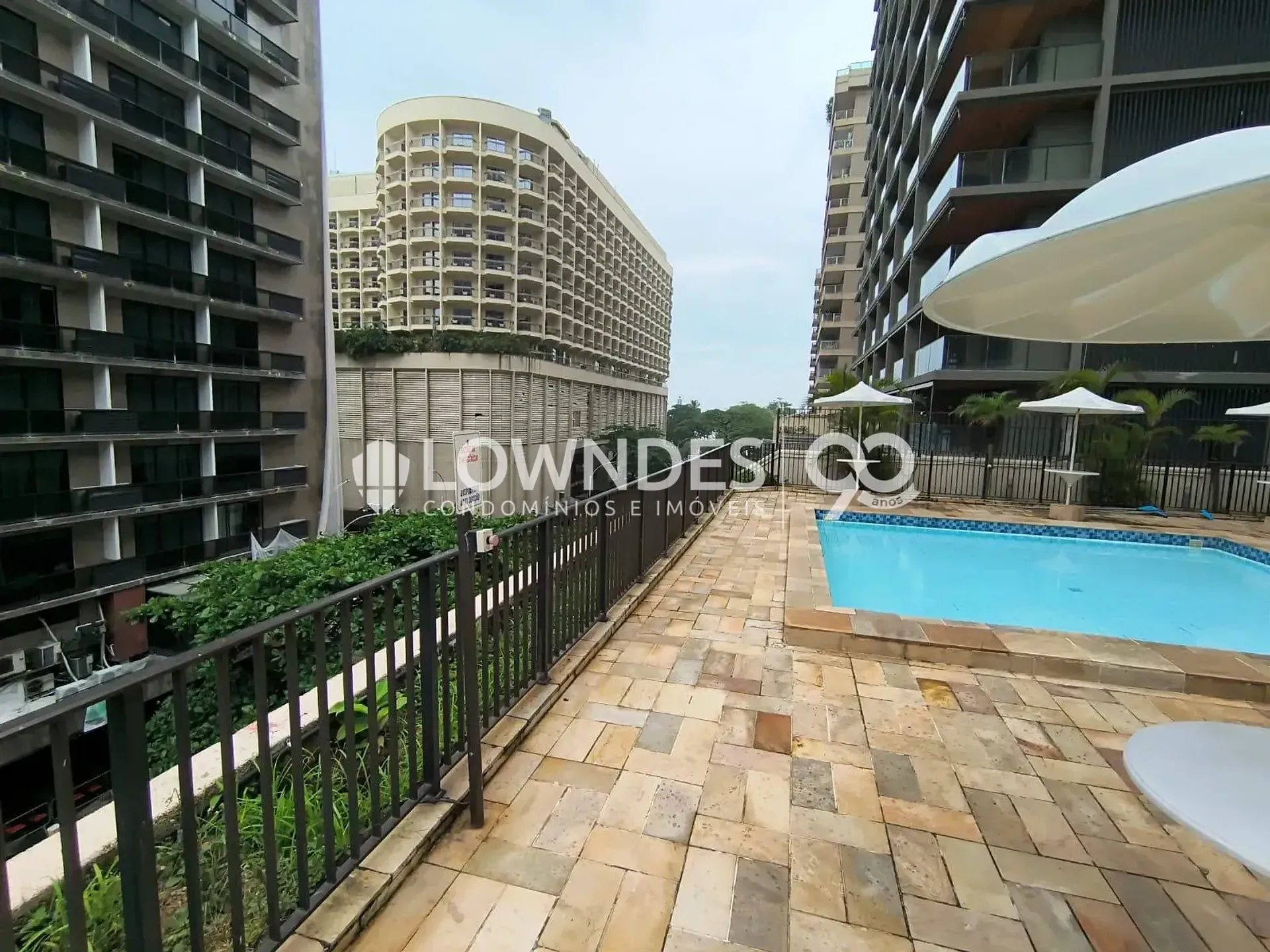 2-bedroom apartment with a home office in Rio de Janeiro — photo 21
