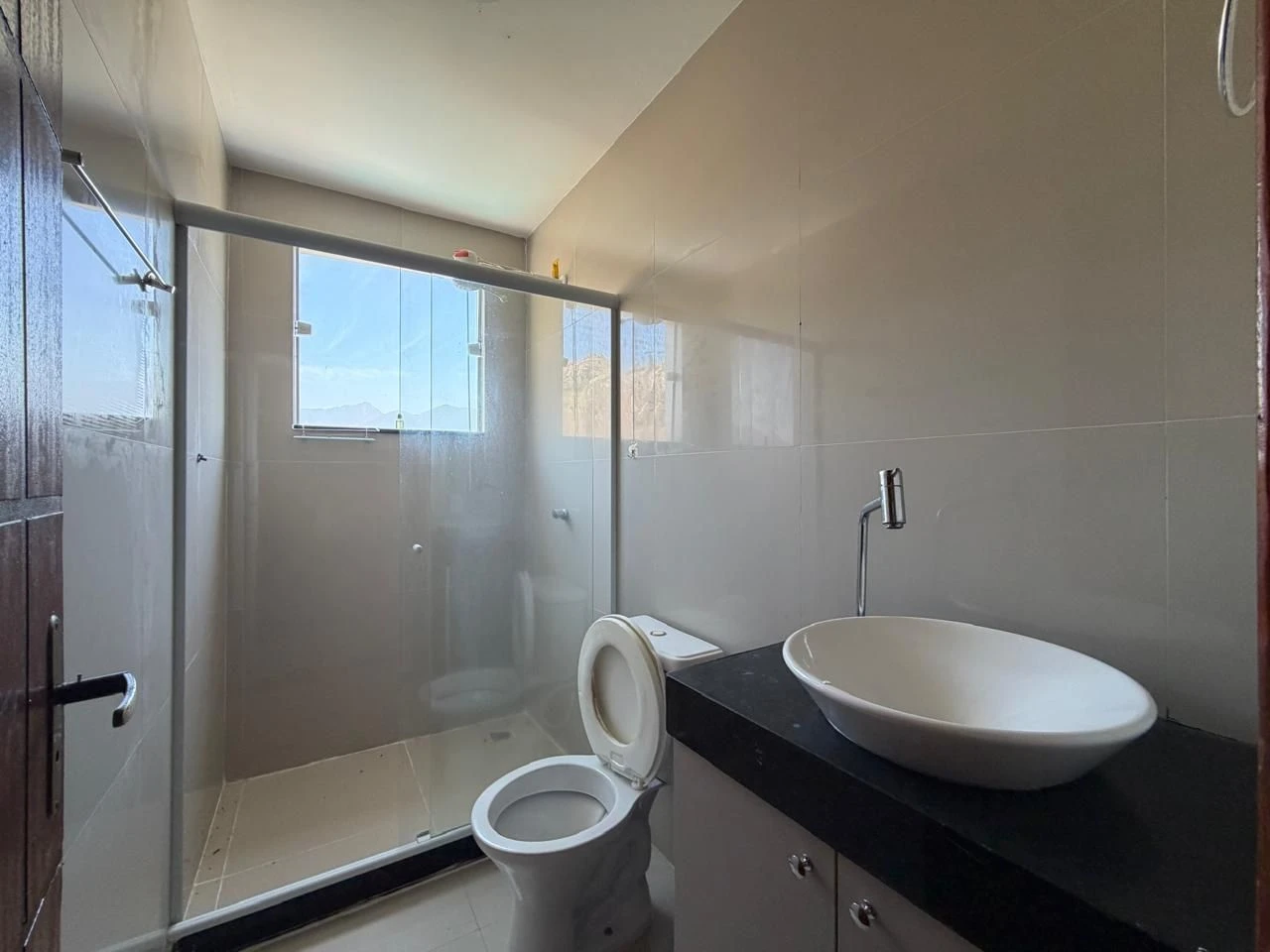 Casa em condomínio com 5 quartos e cozinha integrada — photo 52
