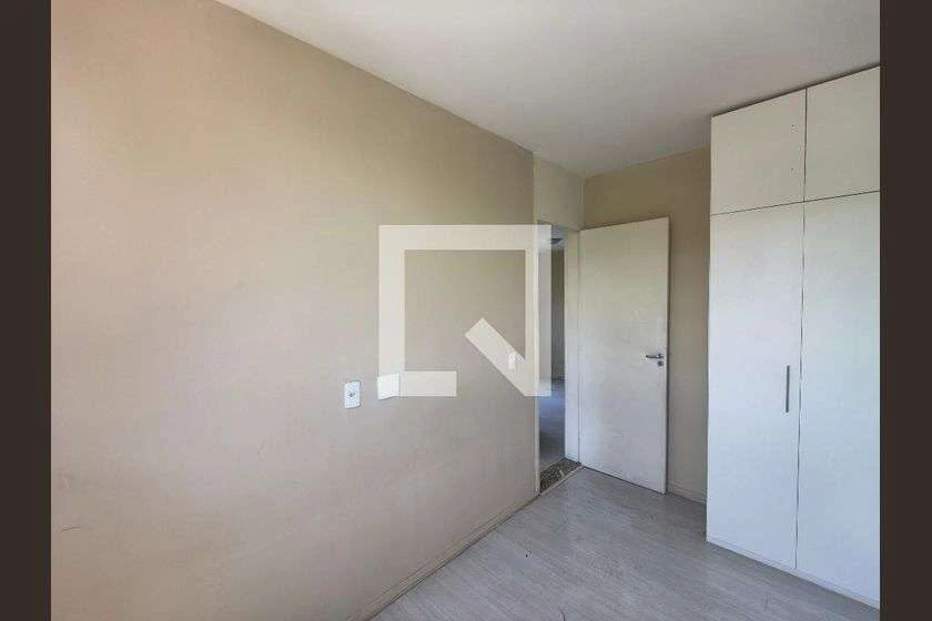 Apartamento de 2 quartos e 1 banheiro com cozinha fechada — photo 15