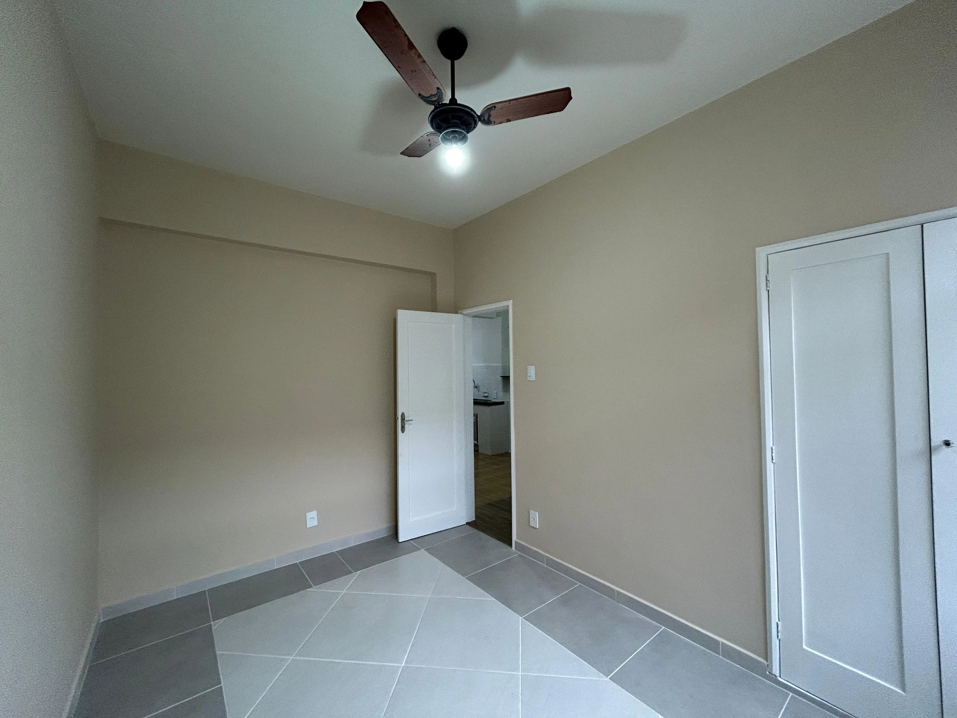 Apartamento de 3 quartos e 110 m² — photo 37
