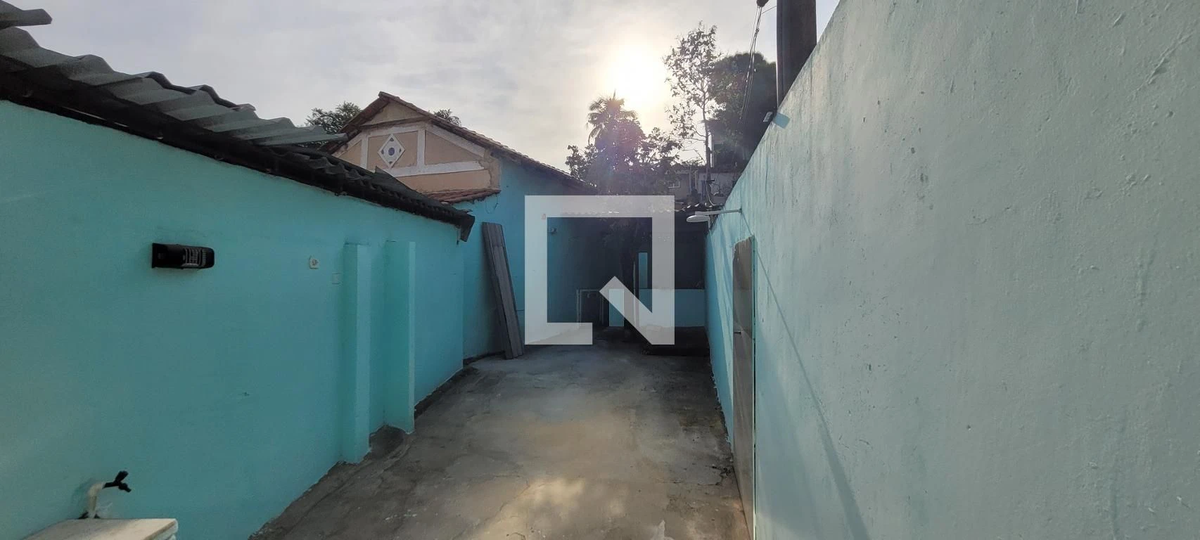 3-bedroom house with a private BBQ