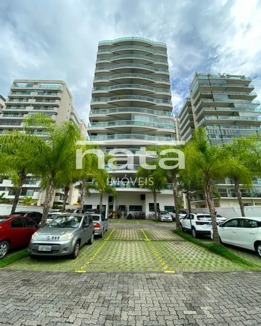 2-bedroom apartment with private kitchen and en-suite — photo 11
