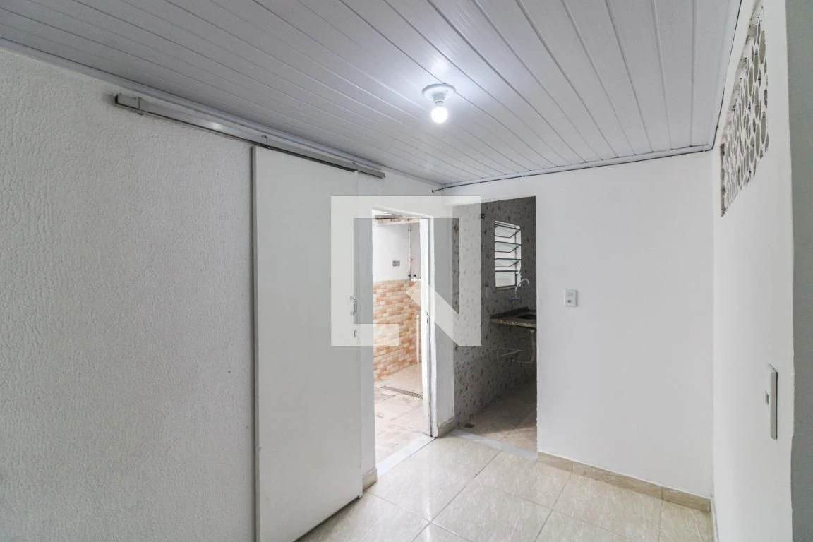 Unfurnished house with 1 bedroom and 1 bathroom — photo 22