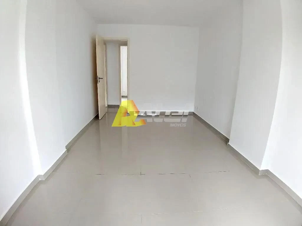 3-bedroom apartment, 1 with its own bathroom, 108 m² — photo 19