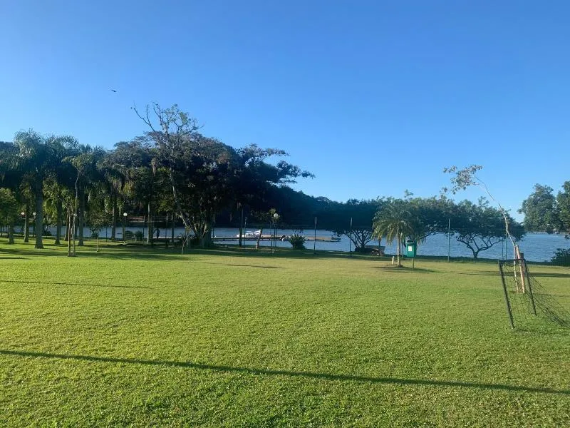 2-bedroom apartment with a water view — photo 49