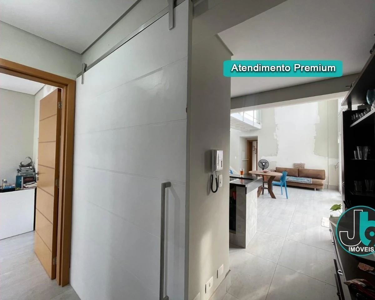 389 m² house with 4 bedrooms and an open-plan kitchen — photo 29