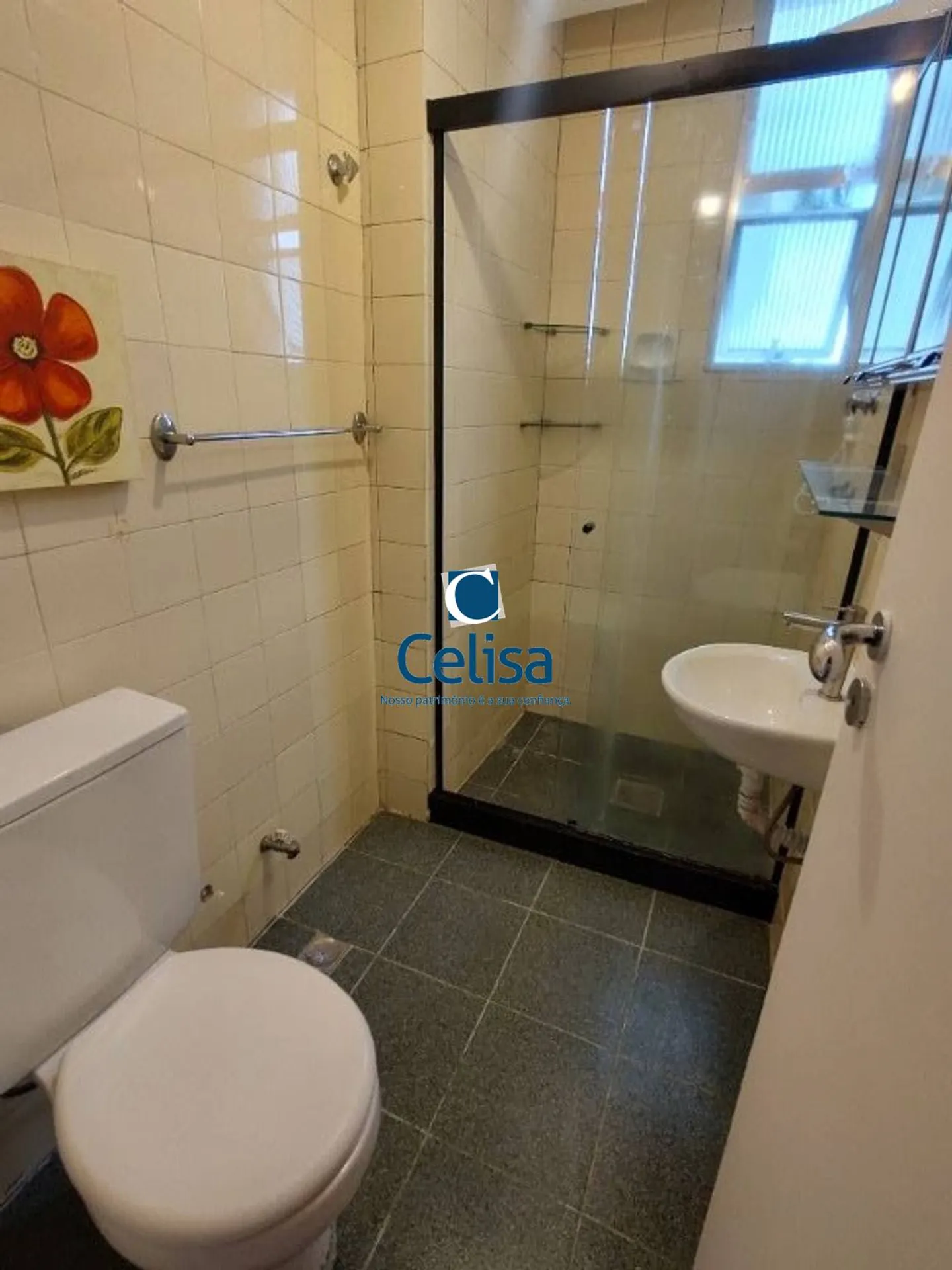 Apartment on the 14th floor with a mountain view — photo 43