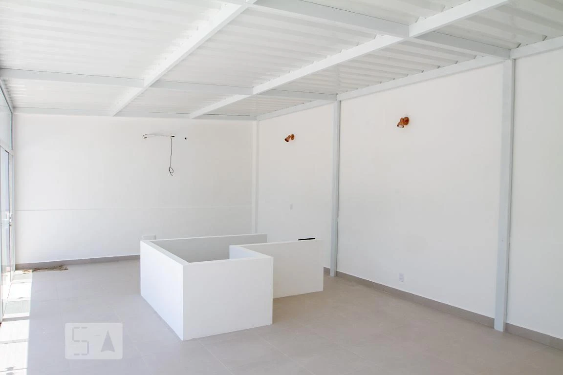 Rental apartment with 3 bedrooms, 1 en-suite and 188 m² — photo 2
