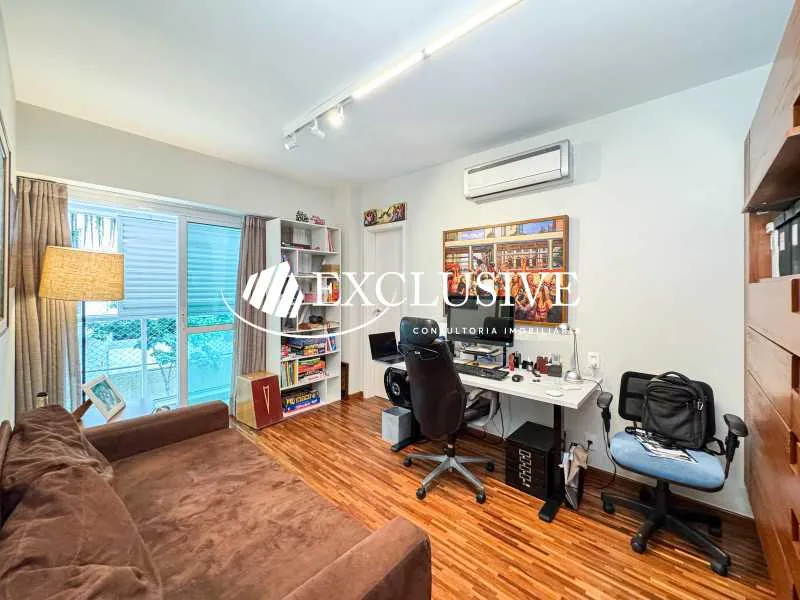 Furnished apartment with 4 bedrooms and 5 bathrooms — photo 24