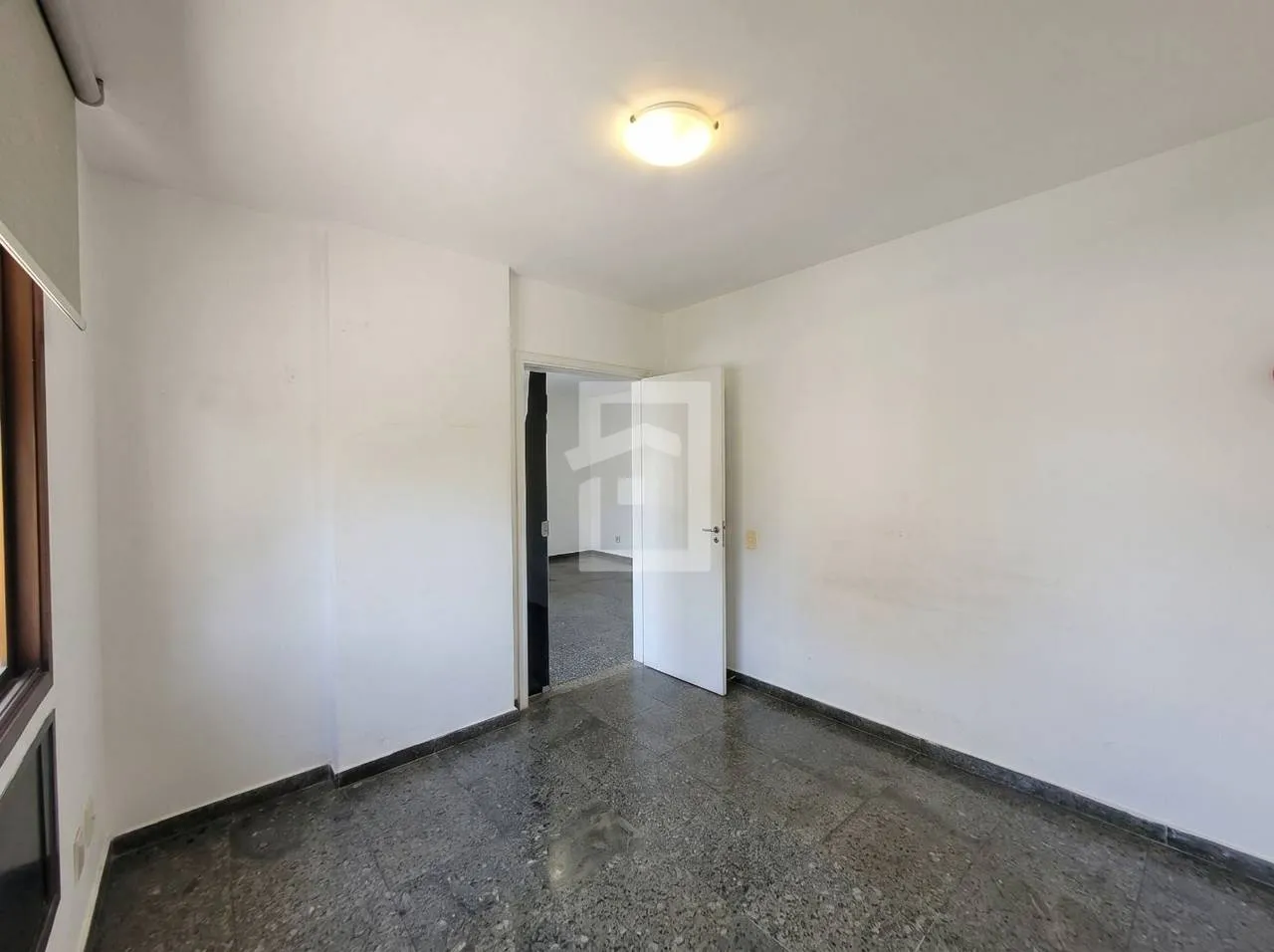 Furnished apartment, 98 m², with a home office — photo 6