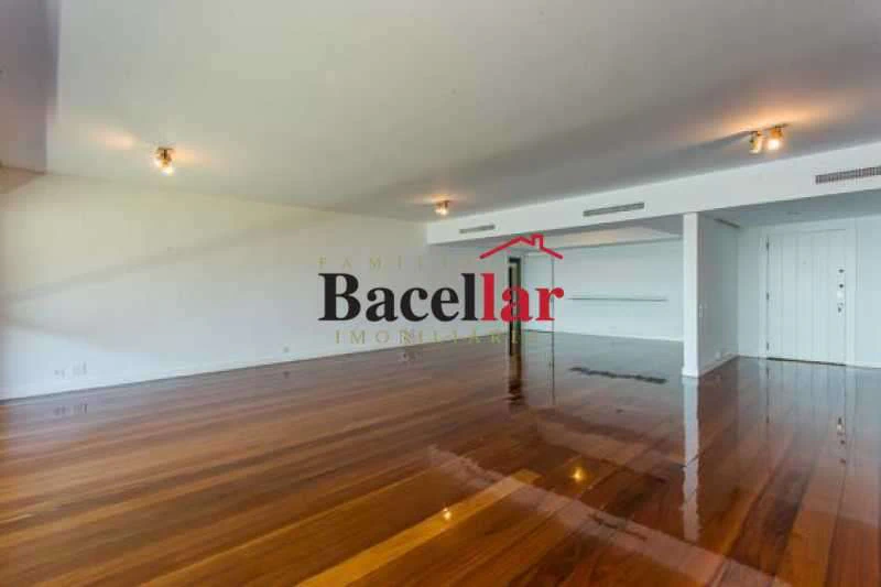 380 m² apartment with 4 en-suite bedrooms and 7 baths — photo 14