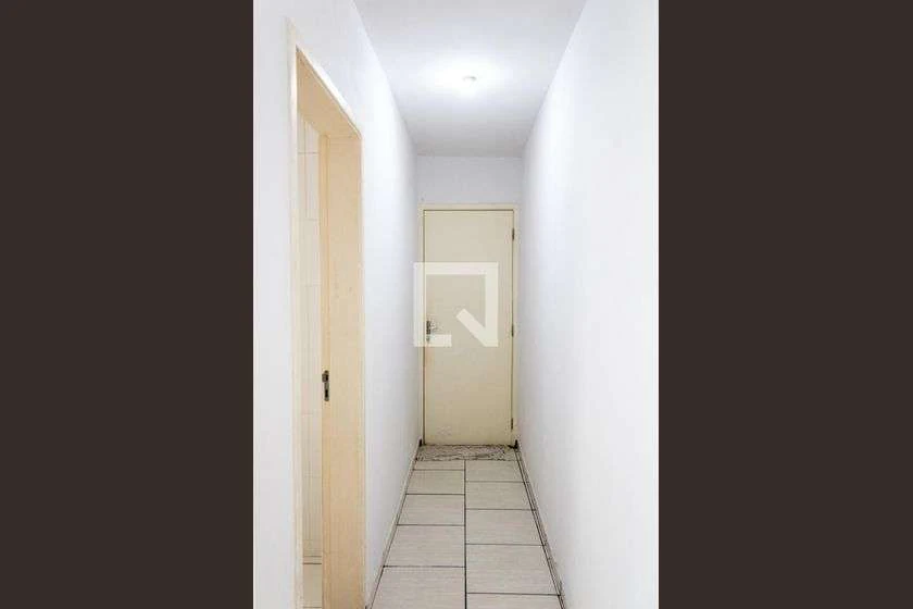 2-bedroom apartment with 1 parking space and laundry area — photo 53