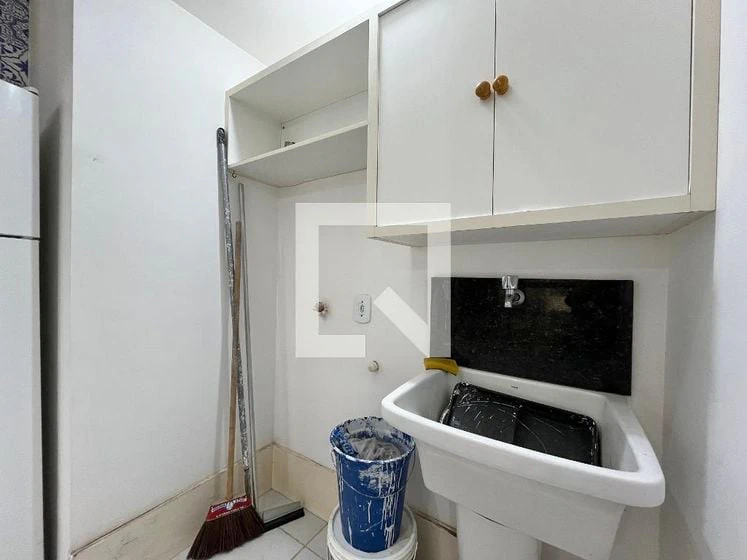 Apartamento mobiliado de 1 quarto com vista para a água — photo 28