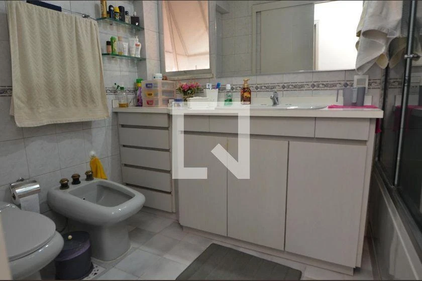 House for rent with 7 bedrooms and open-plan kitchen — photo 37