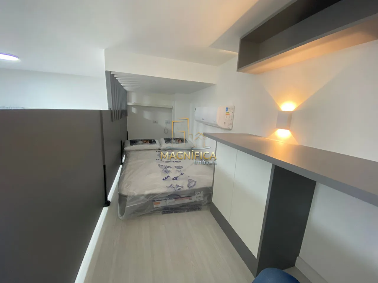 Estudio amueblado de 32 m² con plaza y balcón — photo 7