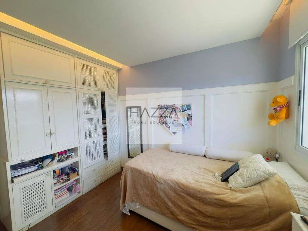 Furnished 313 m² apartment with 3 suites and private balcony — photo 27