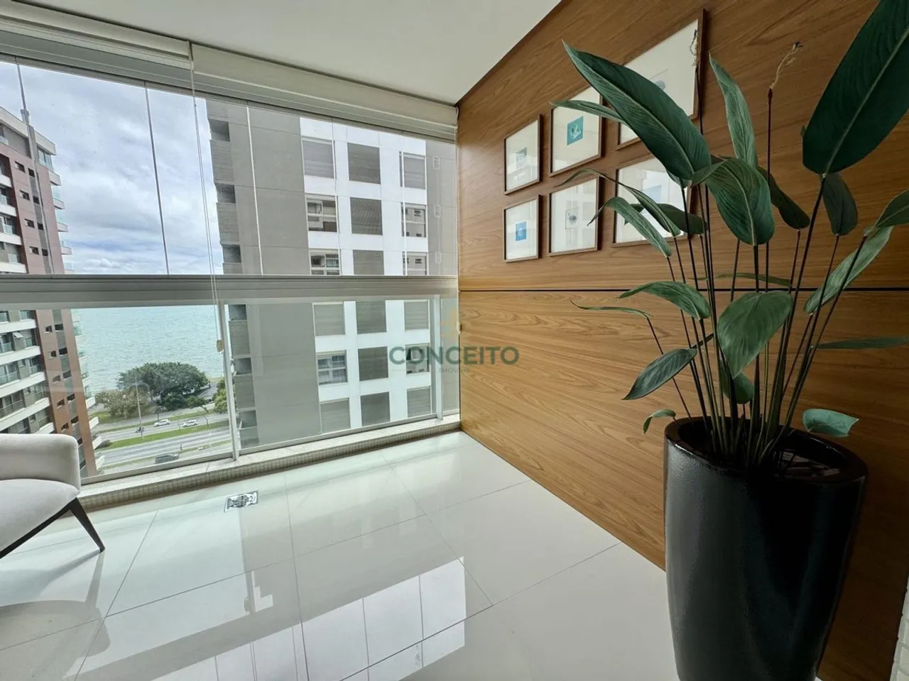 Furnished apartment, 94 m², with a water view — photo 15
