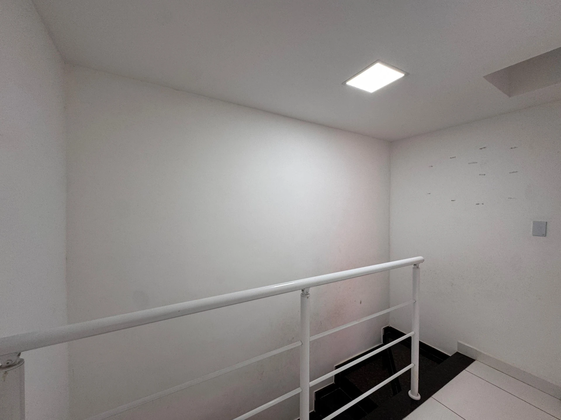 Home office in a 2-bedroom house, 153 m² — photo 10
