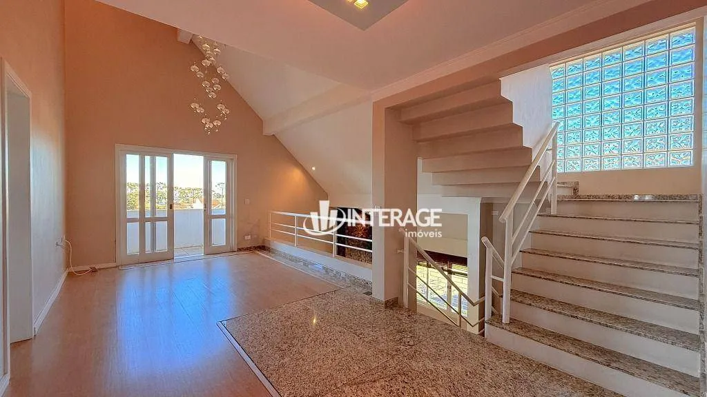 Condo house with private garden and laundry area — photo 36