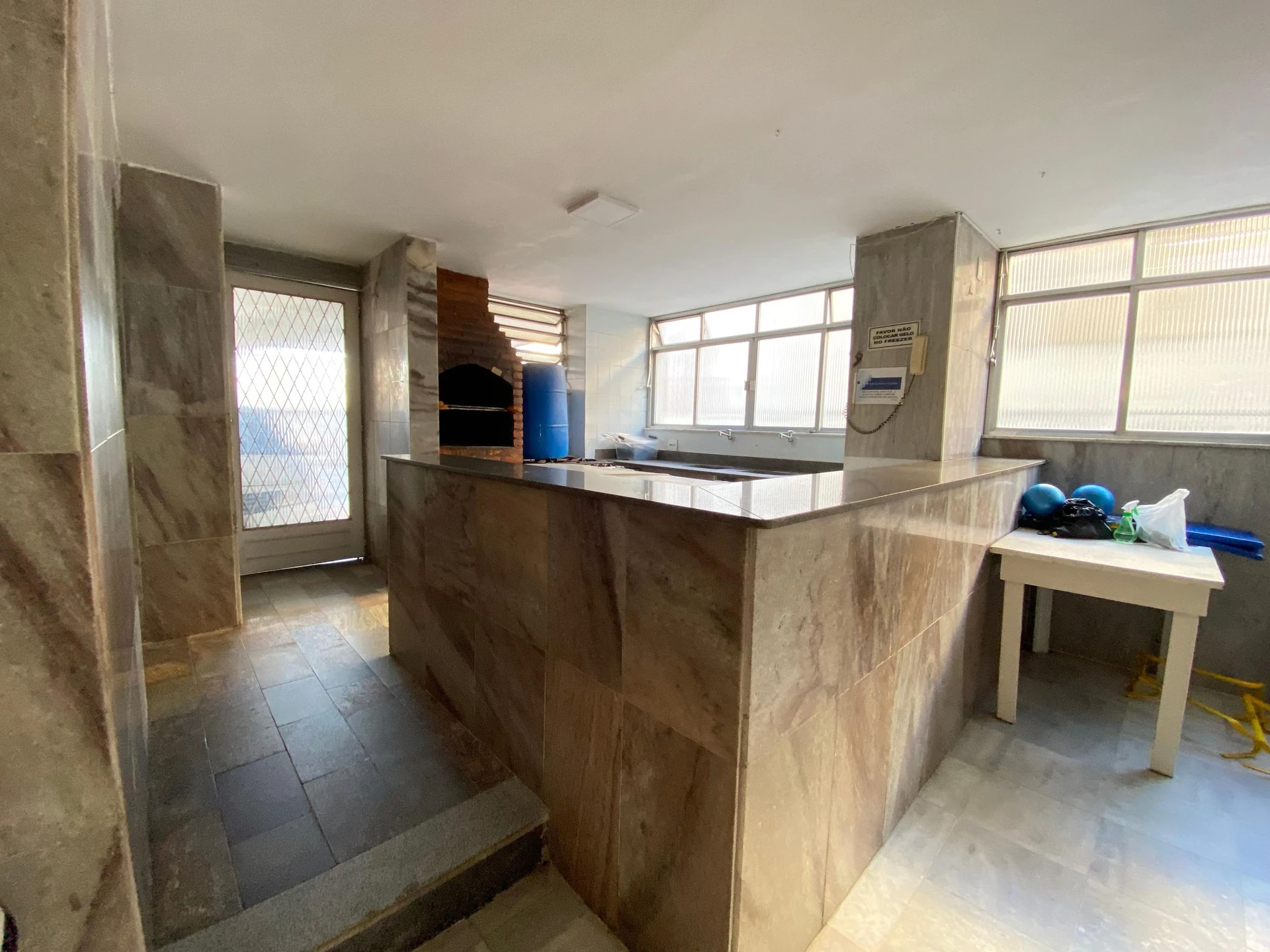 Furnished apartment with 3 bedrooms and 1 parking spot — photo 41