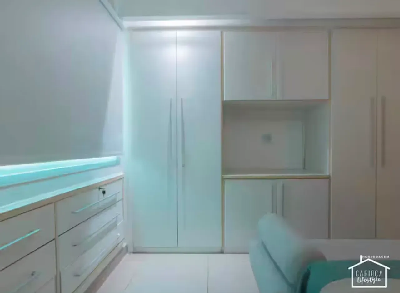 1-bedroom apartment with open-plan kitchen — photo 16