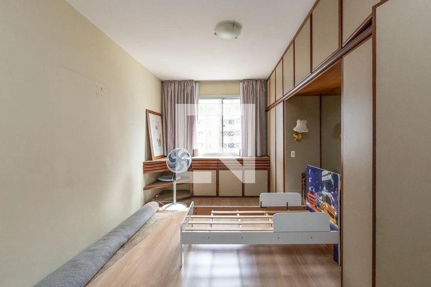 Apartamento de 4 quartos com varanda e 165 m² — photo 31