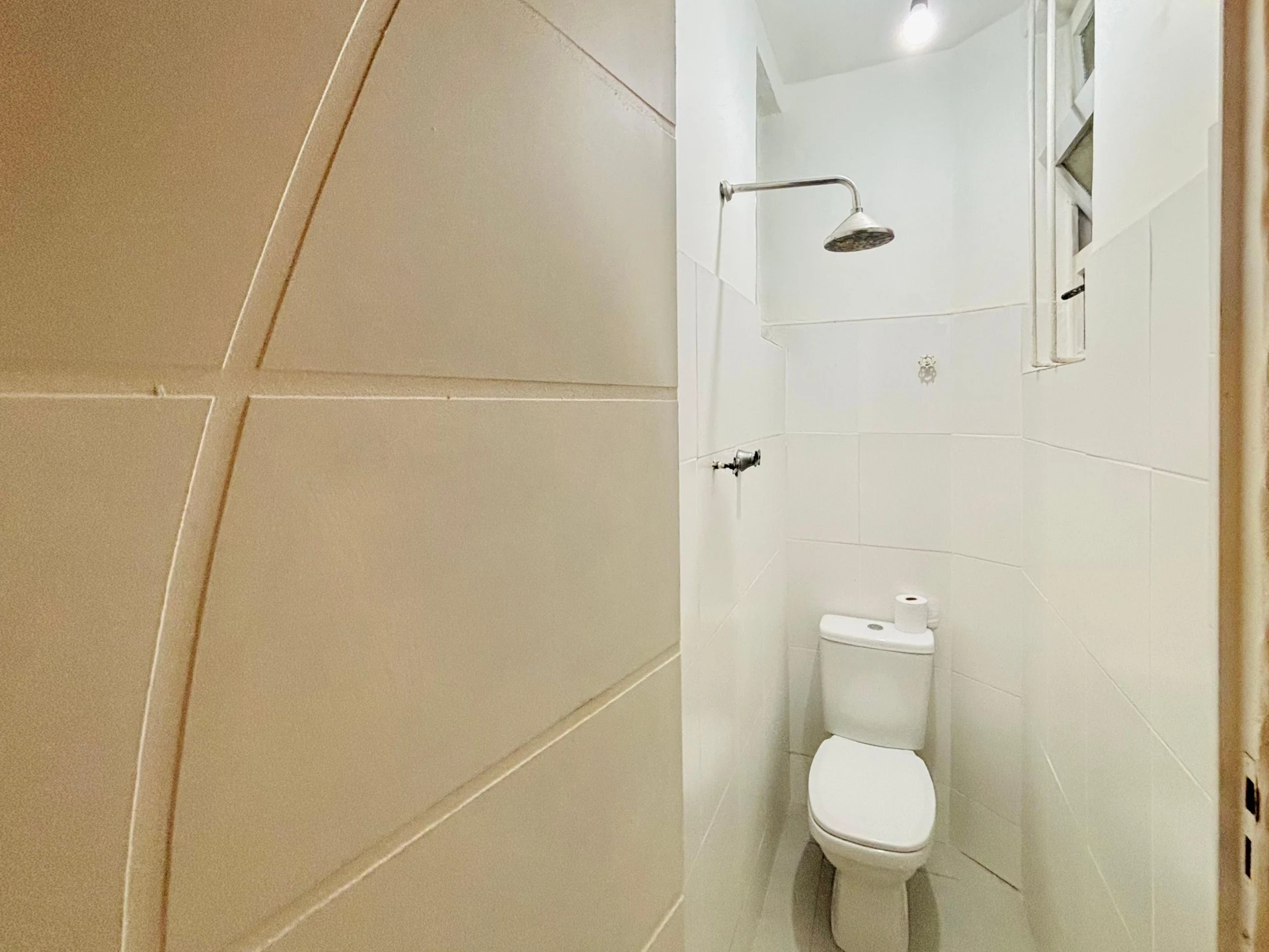Wood or laminate floors in a 3-bedroom apartment, 110 m² — photo 16