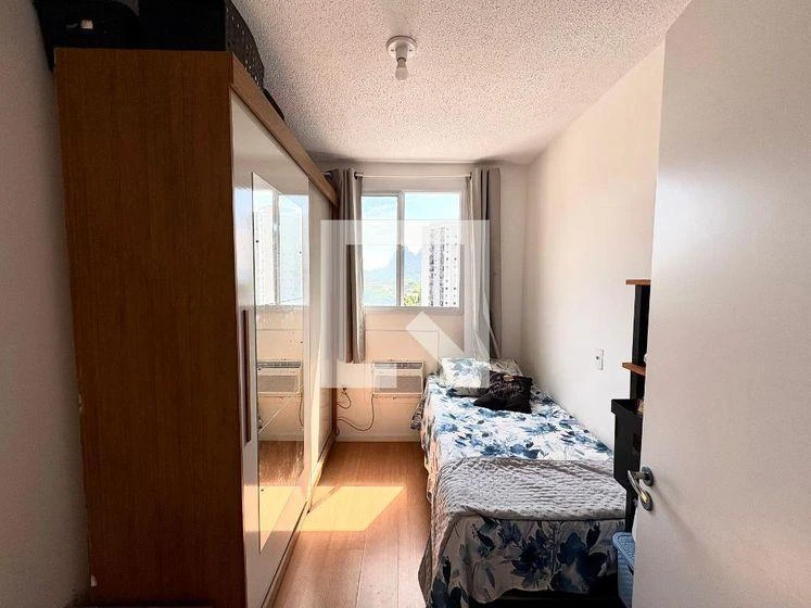 2-bedroom apartment in a building with a gym — photo 3
