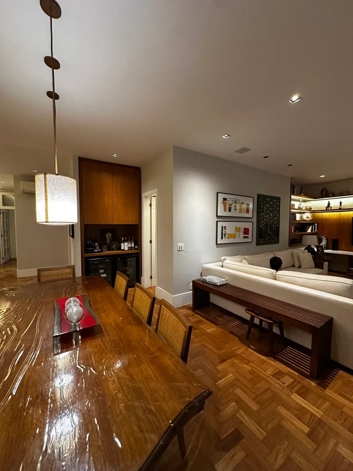 Furnished apartment with 3 bedrooms and 3 bathrooms — photo 3