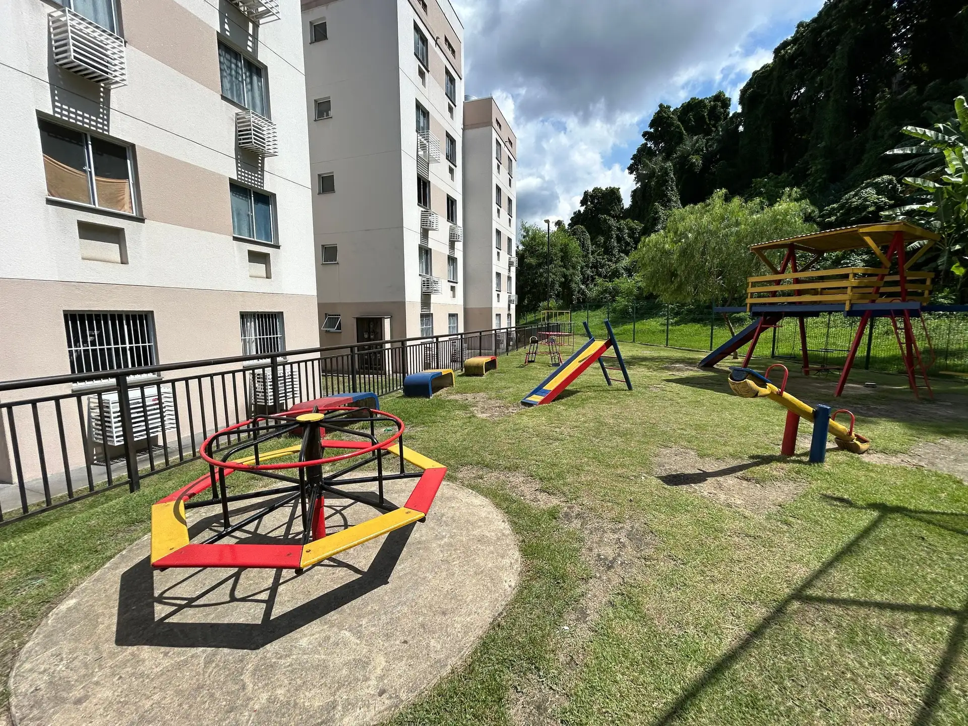 Apartamento de 2 quartos em condomínio com academia — photo 17
