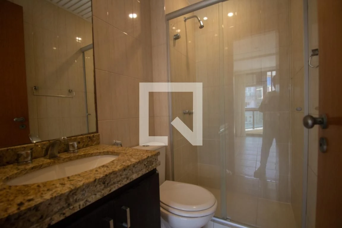 Apartamento com 4 suítes e varanda envidraçada — photo 48