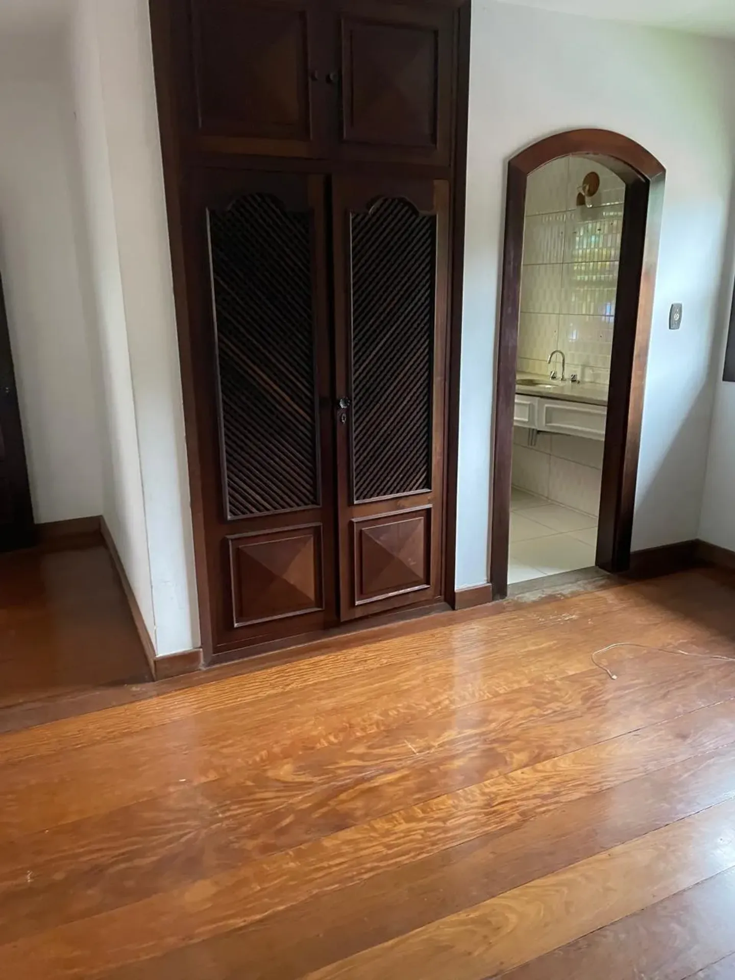 Casa com 5 quartos e cozinha fechada a gás — photo 31