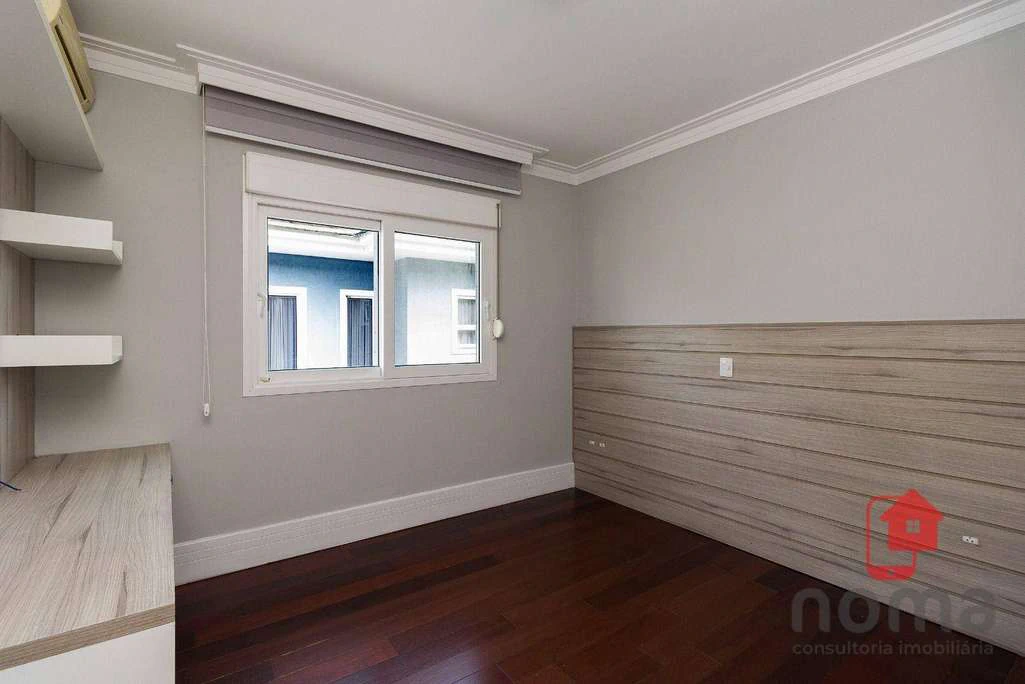 4-bedroom house with 4 bathrooms, 444 m² and 4 parking — photo 2