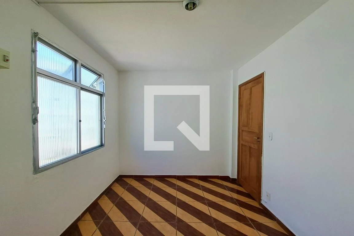 2-bedroom apartment in a building with a gym — photo 23