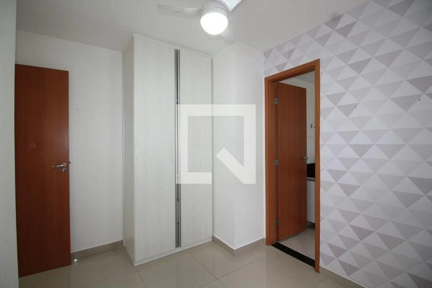Apartamento de 2 quartos em condomínio com piscina — photo 7